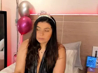 mia-daniels's Live Sex Cam Show
