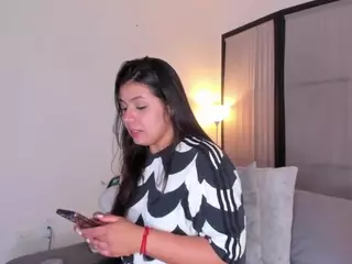 mia-daniels's Live Sex Cam Show