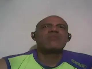 retlam37's Live Sex Cam Show
