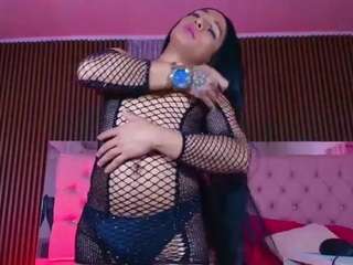 Mẫu này đang trực tiếp. marilyn-doll-ts