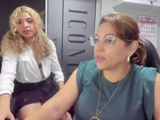 tiffanywiilson's Live Sex Cam Show
