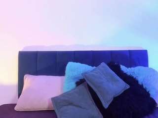  aliceholmes chat room