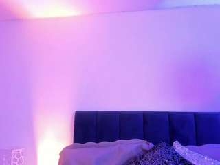 aliceholmes webcam