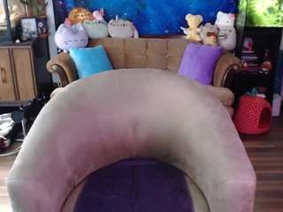tinytoni Live Webcam on CamSoda