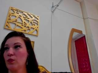 vanessasquirrt Live Webcam on CamSoda