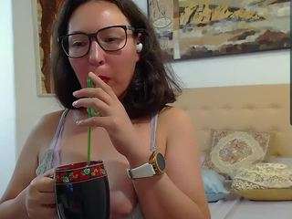 hotgenevieve