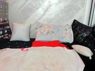 ladylauren's CamSoda show and profile