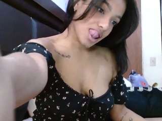 melaniexoxo