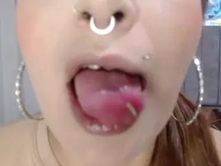 cherry-crush's Live Sex Cam Show