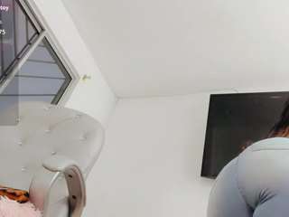 lissa-santos Live Webcam on CamSoda