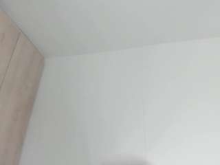 Luuciana's cam show statistics and live stream