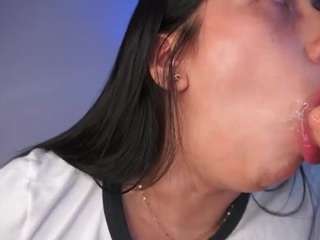 DEEPTHROAT SLUT