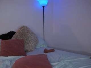 DEEPTHROAT SLUT