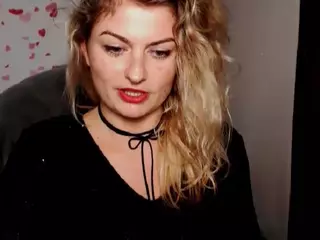 adelle30's Live Sex Cam Show
