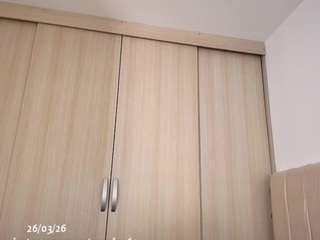 sara-foxxx live cam profile