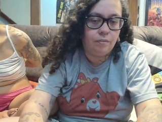 Live webcam model 69gamergirl on Soda Cams