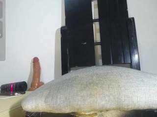 laura-vega live webcam show