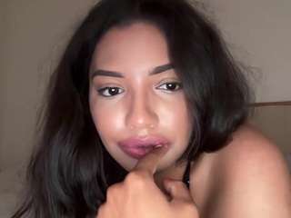 icyalexandra Live Webcam on CamSoda