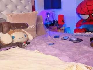 Live webcam model karenn-smith on Soda Cams