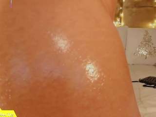 Live webcam model luisabaker on Soda Cams