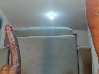 alexislondon's live room
