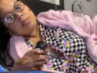 gmeilin86's Live Sex Cam Show