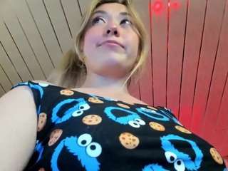 Live webcam model kristen1994 on Soda Cams