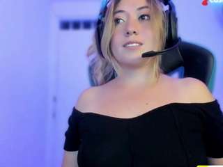 kristen1994's live room