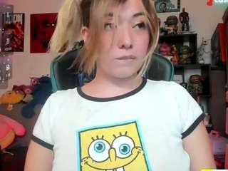 kristen1994 live profile