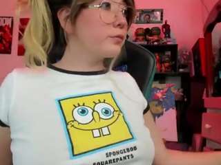 kristen_latin live cam preview