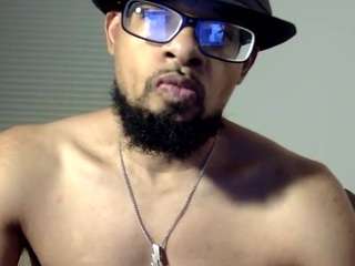 llmywood Live Webcam on CamSoda