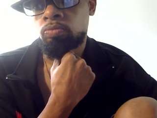 llmywood webcam model