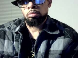 llmywood webcam model