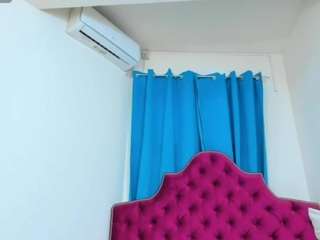ninadee's live room