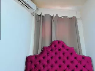 ninadee's Live Sex Cam Show