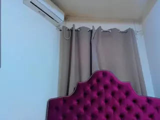 ninadee's Live Sex Cam Show