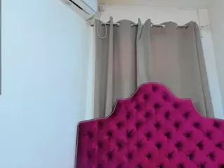 ninadee's Live Sex Cam Show