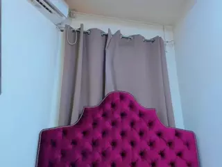 ninadee's Live Sex Cam Show