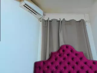 ninadee's Live Sex Cam Show