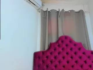 ninadee's Live Sex Cam Show