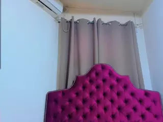 ninadee's Live Sex Cam Show