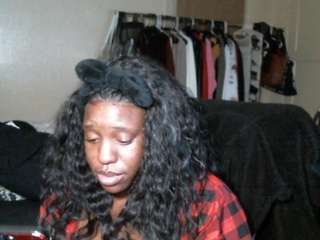 kalani-aurora, female webcam model,  years old, on live webcam