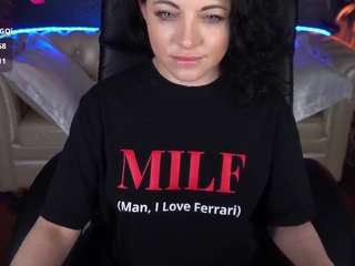 dafnimon's CamSoda show and profile