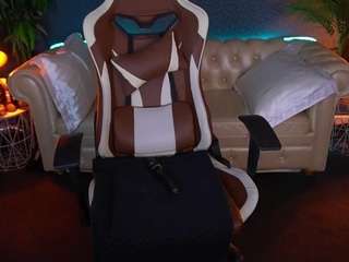 dafnimon's live room