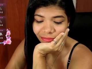 Image 1 of pxnditx-sexi, female webcam model,  years old, on live webcam