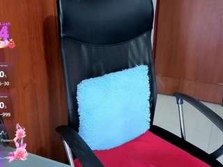 pxnditx-sexi's CamSoda show and profile