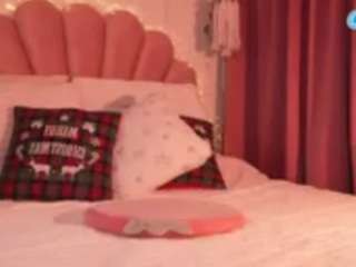 Live webcam model saritanice on Soda Cams