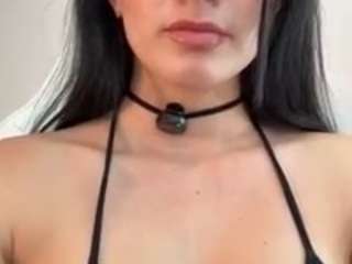 Live webcam model saritanice on Soda Cams