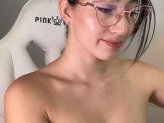 Live webcam model saritanice on Soda Cams