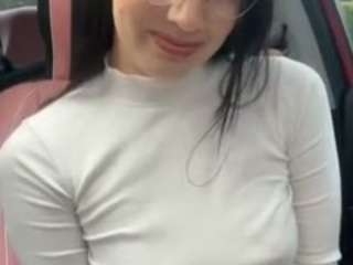 Live webcam model saritanice on Soda Cams